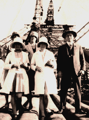 Tom and his family visit during the building of the Sydney Harbour Bridge.